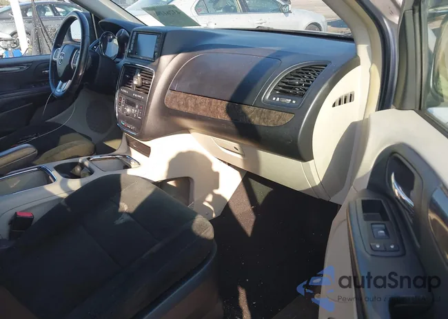 2D4RN5DG2BR765560: 43261796