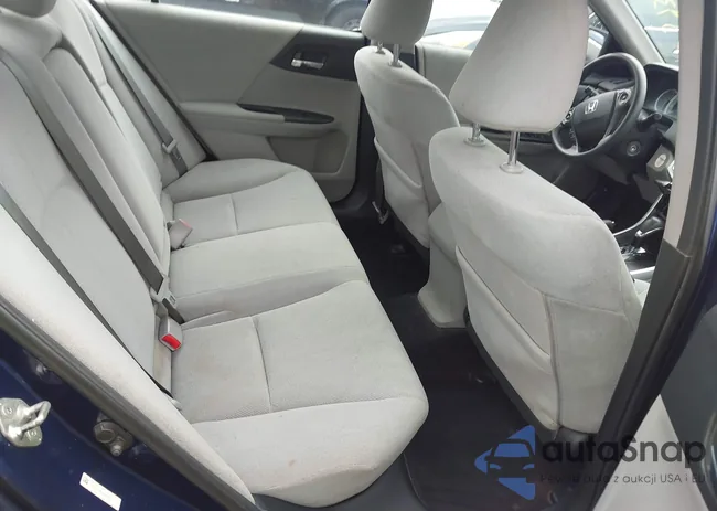 1HGCR2F38DA227597: 43263073