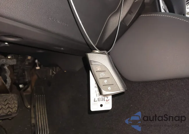 58ADZ1B17MU087143: 43263131