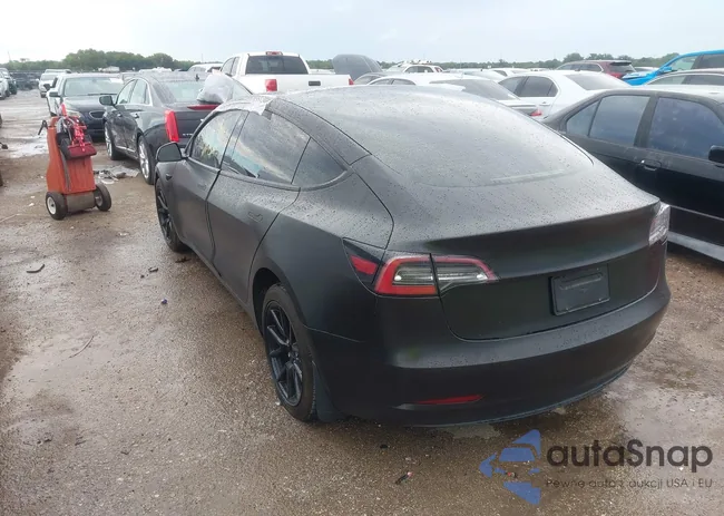 5YJ3E1EA1PF411506: 43263203