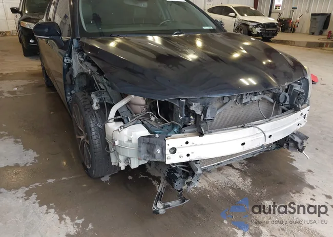 JTNB11HK1J3038933: 43263288