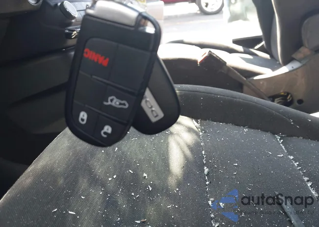 1C4RDJFG3PC587910: 43263379