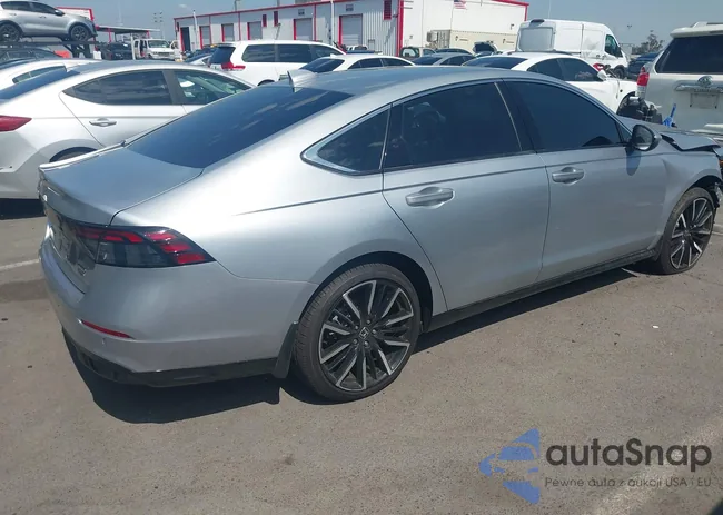 1HGCY2F81SA026037: 43263393