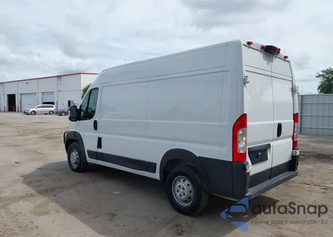 3C6TRVCG8KE526483: 43262477