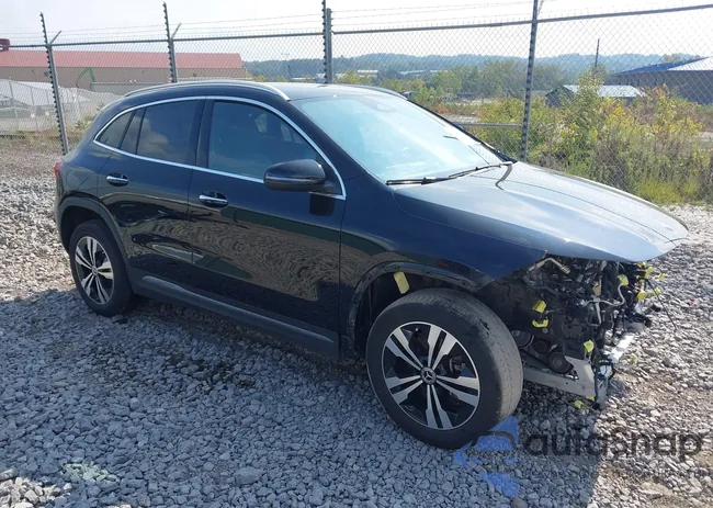 W1N4N4HB9RJ607739: 43262584