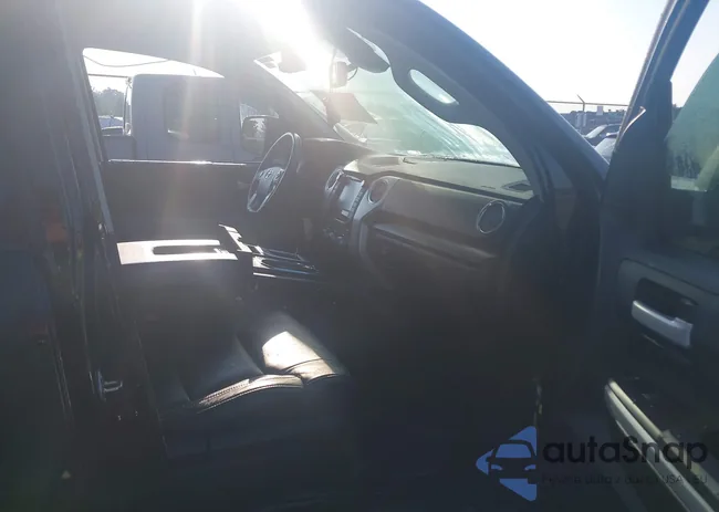 5TFEY5F10LX261975: 43262599