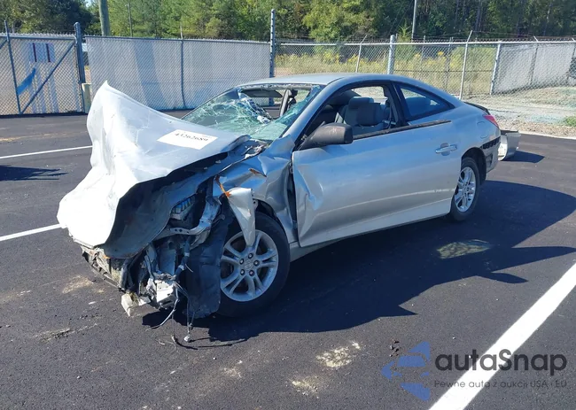 4T1CE38P24U810256: 43262689