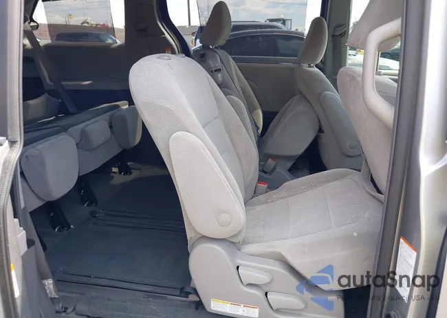 5TDKZ3DC5JS905210: 43264007