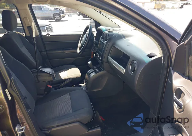 1C4NJCBA6GD754114: 43264347