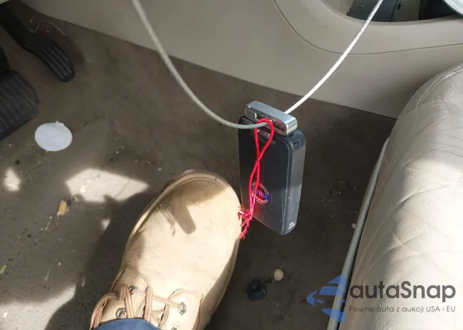 YV1622FS6C2079881: 43263552