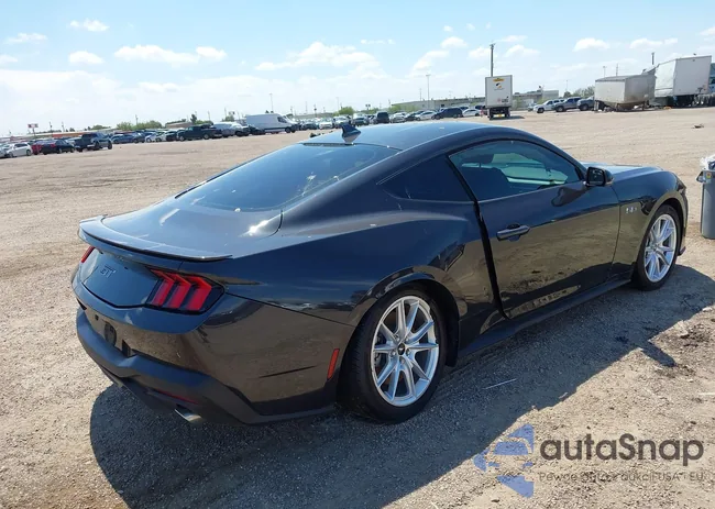 1FA6P8CF5R5429256: 43263565