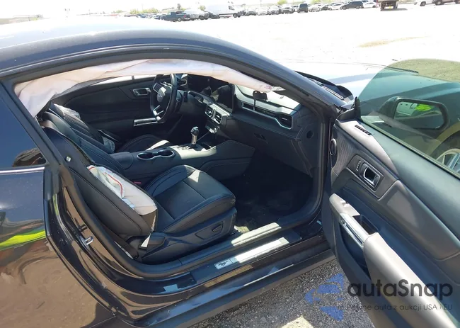 1FA6P8CF5R5429256: 43263565