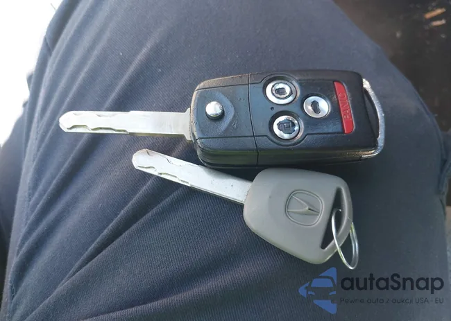 JH4CU4F69AC001702: 43263670