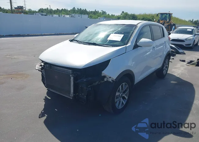 KNDPB3AC1G7810189: 43263764