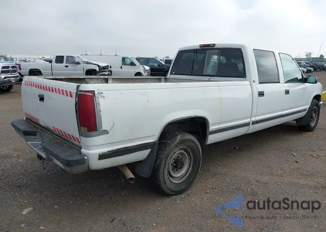 1GCGC33J1YF419074: 43263795