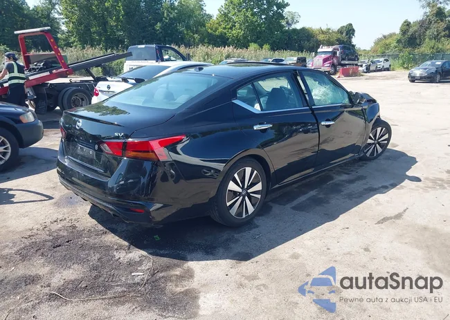 1N4BL4DV9KC148247: 43264972