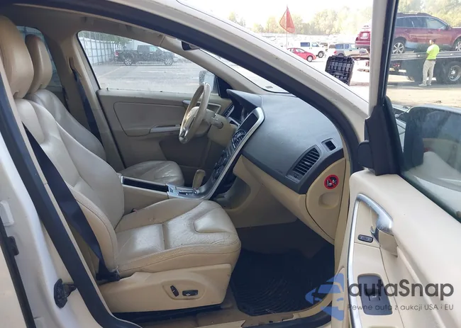 YV4902DZ2C2244024: 43265297