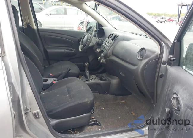 3N1CN7AP9EL813692: 43264554