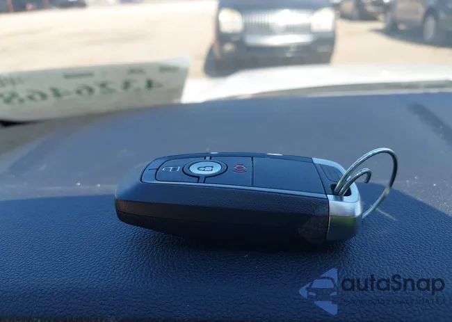 1FMCU0G69LUB25499: 43264686