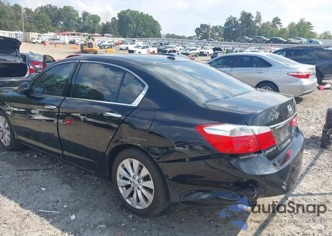 1HGCR3F85FA003157: 43265903