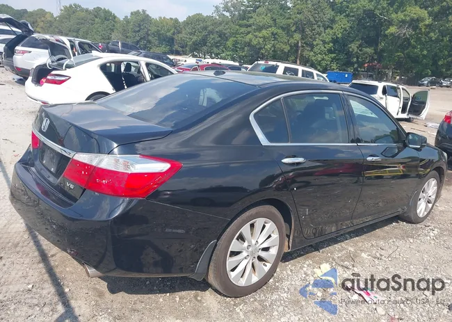 1HGCR3F85FA003157: 43265903