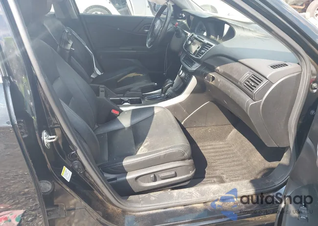 1HGCR3F85FA003157: 43265903