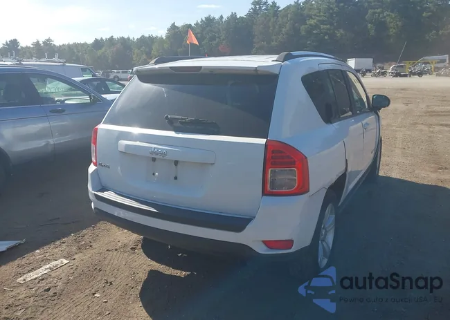 1C4NJDBB0CD522794: 43266147