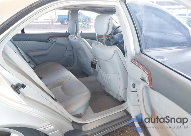 WDBNG70J9YA056395: 43265434