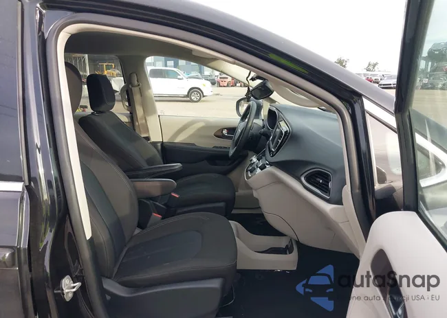 2C4RC1CG8PR616557: 43265573