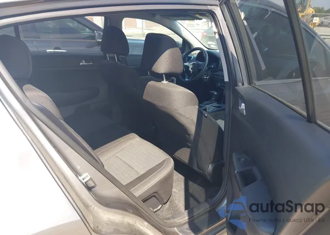 KNDPM3AC3H7230941: 43265574