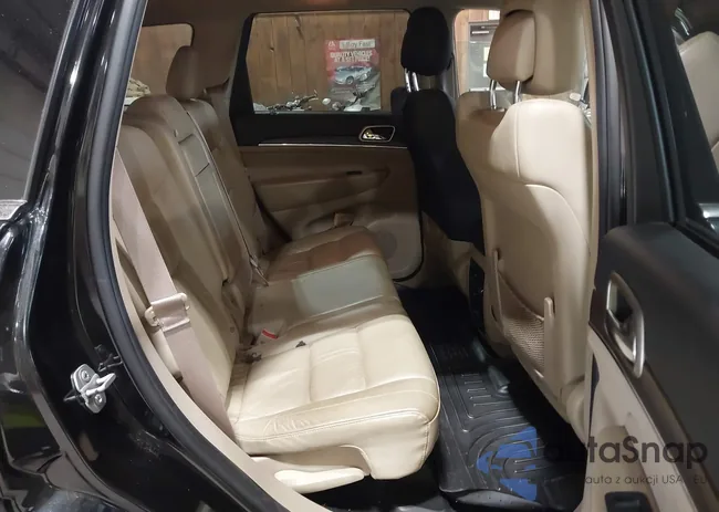 1C4RJFBG5FC650810: 43265772