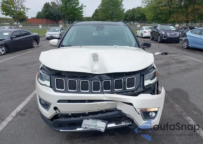 3C4NJDCB9JT471009: 43267071