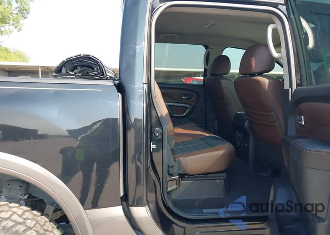 1N6AA1E5XKN530748: 43267128