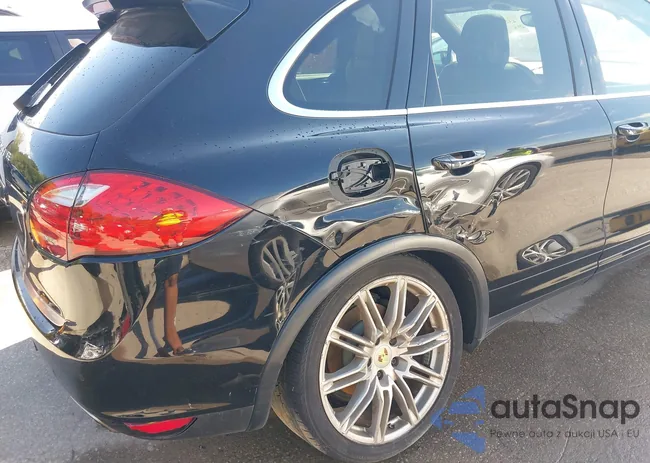 WP1AE2A28ELA50800: 43267134