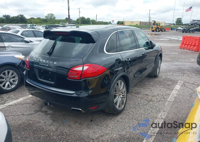 WP1AE2A28ELA50800: 43267134