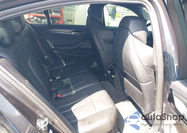 WBSJF0C51KB285334: 43267258