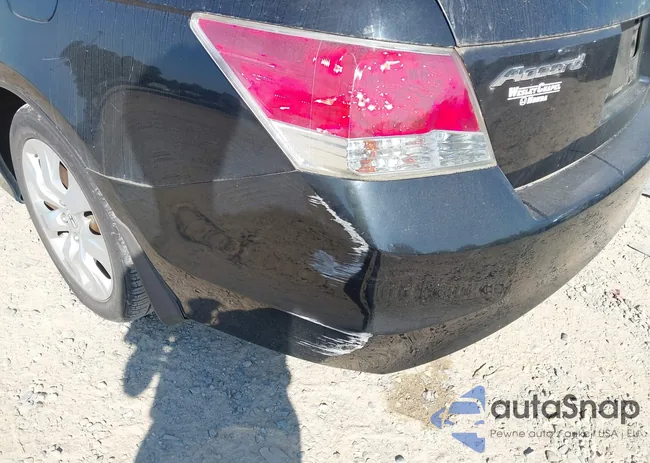 1HGCP2F7XAA016521: 43266472