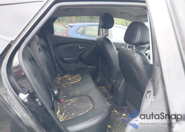 KM8JTCAF3FU075367: 43266557