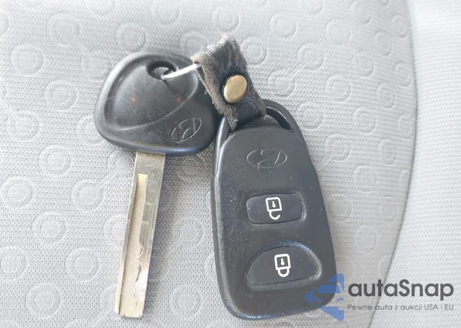 KMHCU5AE6CU043159: 43266713