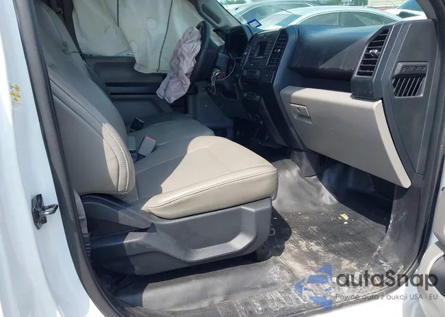 1FTMF1C82GKE23202: 43267906