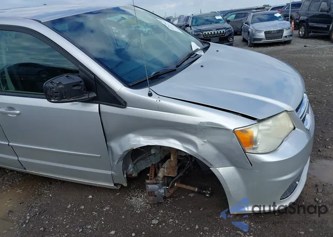 2D4RN3DGXBR611747: 43267912