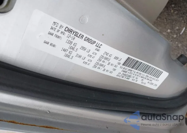 2D4RN3DGXBR611747: 43267912