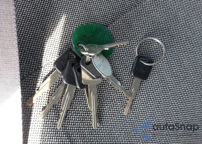 1FTRE14W7XHB18491: 43268064