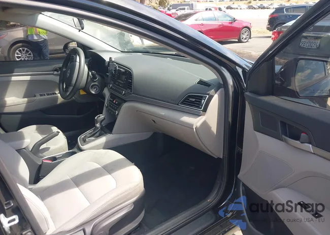 5NPD74LF1HH143834: 43268079