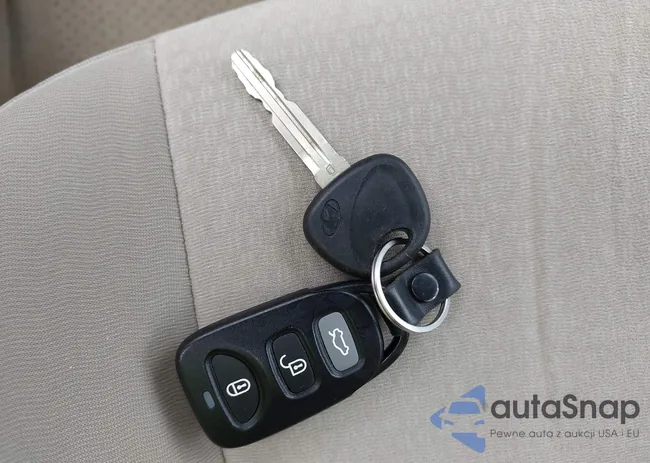 KMHDU46D87U092013: 43268153