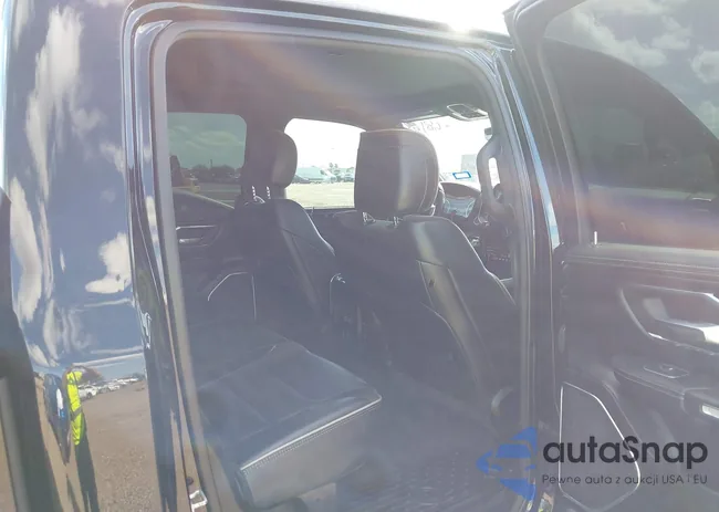 1C6SRFJTXMN617402: 43268162