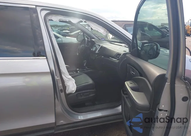 5FPYK3F79KB038194: 43268278