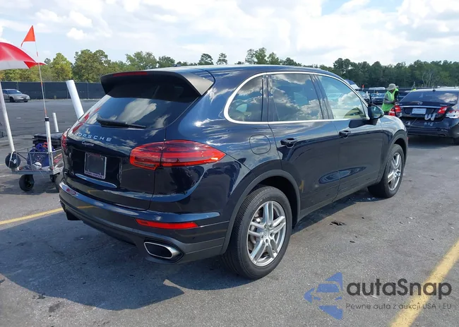 WP1AA2A2XGLA00611: 43267501