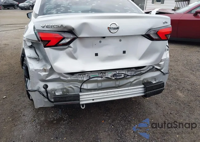 3N1CN8EV4ML823897: 43267785