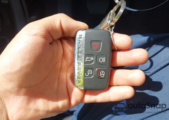 SALWR2FV8HA157532: 43268852